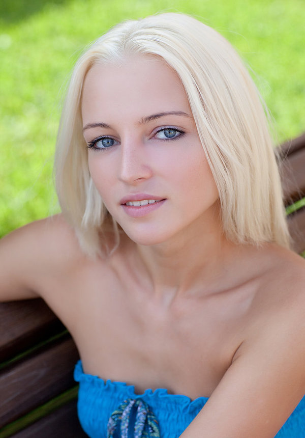 Наталья, 22 года, 4 размер груди